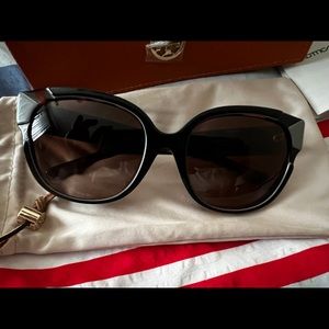 G-Tory Burch Black/Grey Tortoise Square Sunglasses